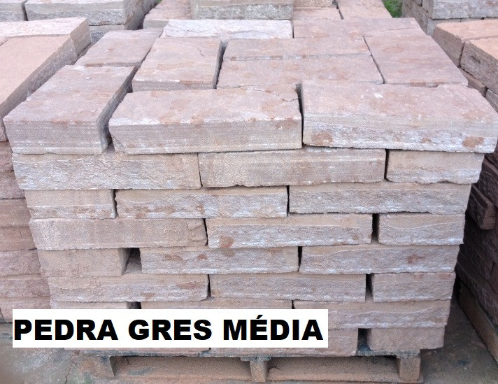 Pedra Gres Media (alicerce)