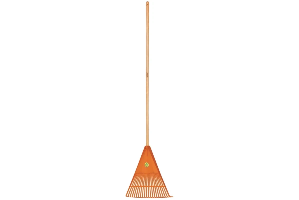 Vassoura em Plástico para Jardim com 22 Dentes e Cabo de Madeira 120cm Natural