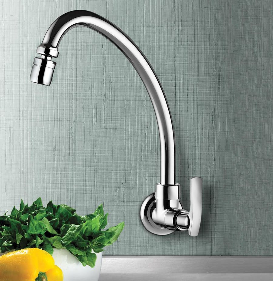 Torneira para Cozinha de Parede com Bica Móvel One Cromado 1/2